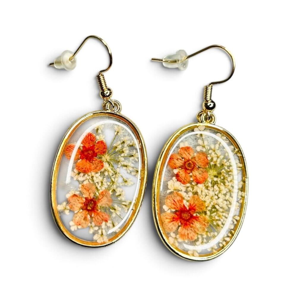 NEW Gold Tone Oval Floral Dangle Earrings Orange Flower Botanical Earrings